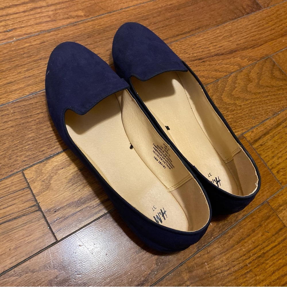 H&M Flats | Ballet Loafer Flats | size 6 | navy suede